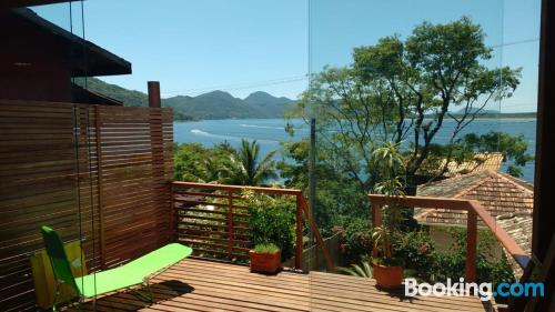 Appartement avec terrasse. Florianópolis à vos pieds!