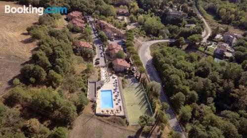 Piscina y wifi en Piano Delle Pieve. ¡40m2!