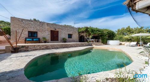 Kolossaal appartement a Ibiza-stad, voor 5 of meer.