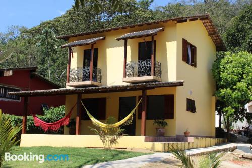 Grosso apartamento com 3 dormitórios em Paraty