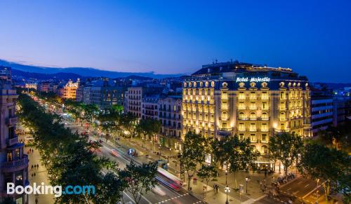 Klein 1 slaapkamer. Barcelona aan zijn voeten!