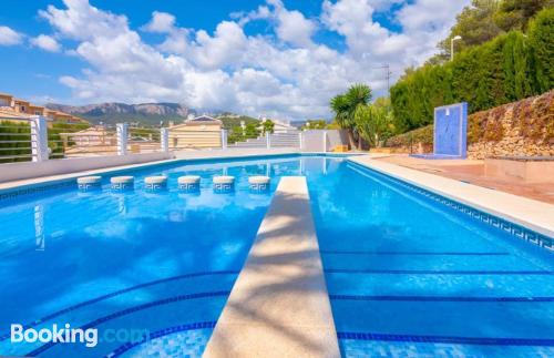 ¡ideal para familias!. ¡piscina!.