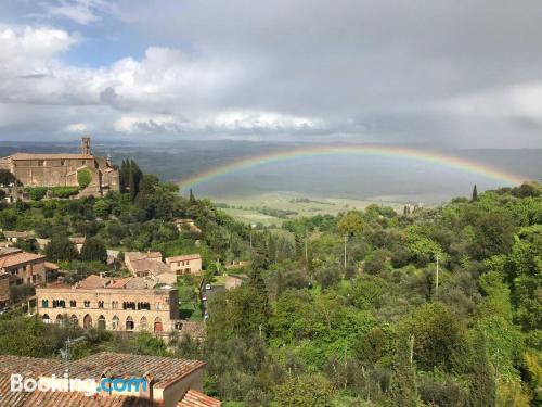 Prático apartamento para 2 pessoas em Montalcino