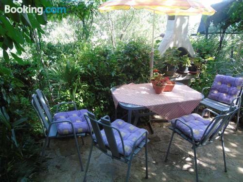 Apartment for 2 people in Motovun. Petite!.