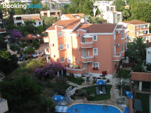 Klein appartement. Petrovac na Moru is votrer!