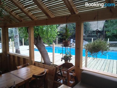 Ferienwohnung mit pool. In Moshav Ramot