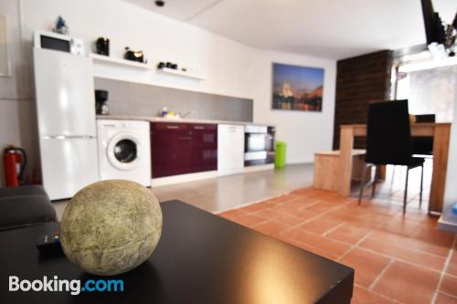 70m2 de apartamento de tres dormitorios