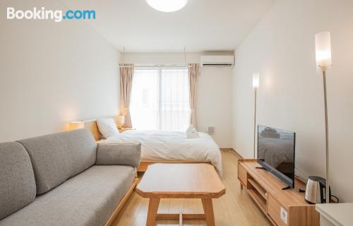 Incredibile appartamento con una camera da letto, a Tokyo.