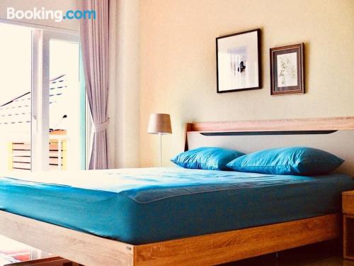 Bonito apartamento parejas con piscina