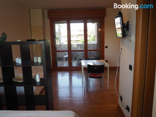 Home for 2 people in Rome. Air!.