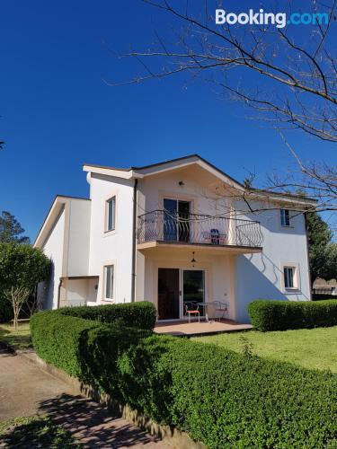 Ferienwohnung mit Balkon. In Ljubuški