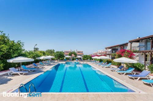 Ferienwohnung mit pool. In Kyrenia