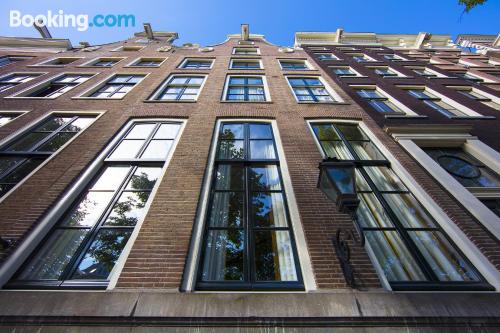 Ferienwohnung mit Internet und Terrasse. In Amsterdam