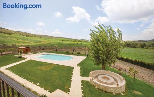 Appartement avec piscine. Avec l'air concdetionné!.