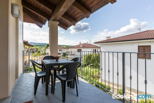 Apartamento com terraço em Castiglione Falletto