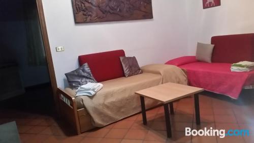 1 bedroom apartment in Anghiari. Cot available