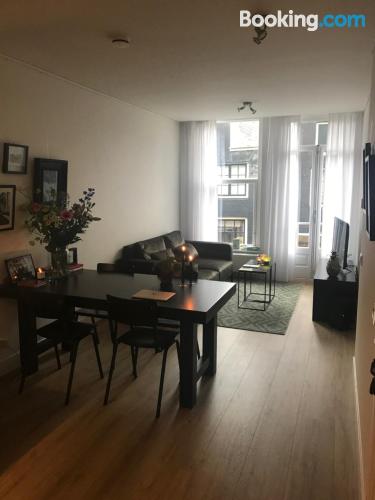 Grande apartamento em Amsterdam. Com terraço!