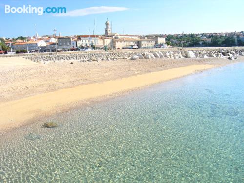 Appartement avec Wifi et terrasse. Pour 2 personnes