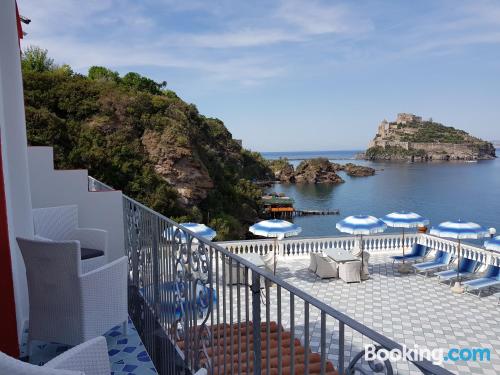 Appartamento a Ischia. Terrazza e Wifi