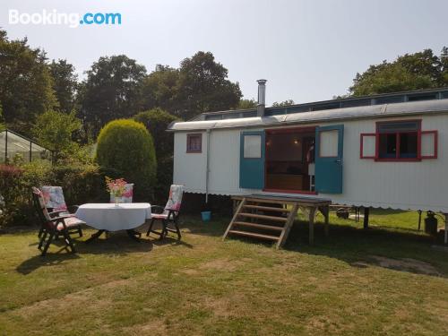 Welkom bij Oostvoorne!. 2 kamers.