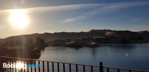 Ar! em Aswan.