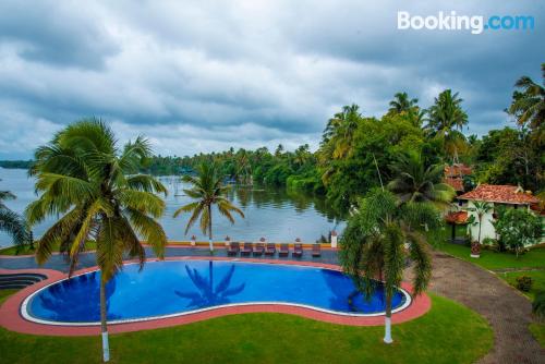 Apartamento com piscina em Kumarakom