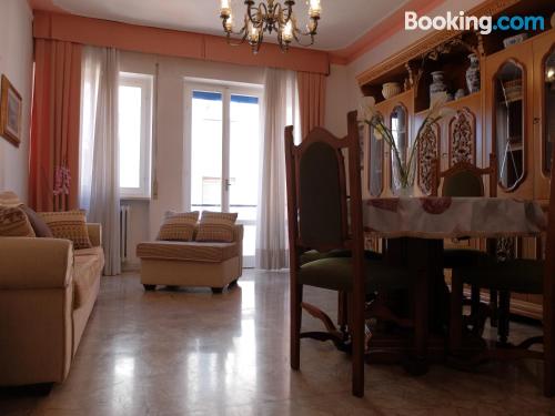 Espacioso apartamento de dos dormitorios en Porto Santo Stefano