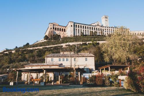 Gezellig appartement. Assisi aan zijn voeten!