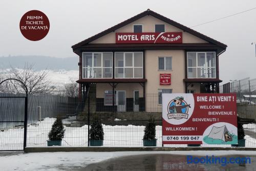 Appartement à Piatra Neamţ. Terrasse et Wifi!