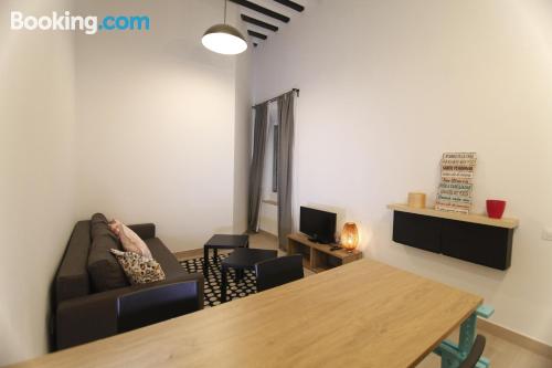 Apartamento de 48m2 en Cádiz, bien ubicado