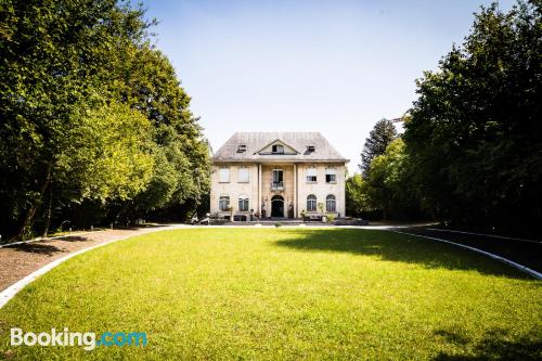 Sorprendente appartamento con 1 camera da letto. Bruxelles ai vostri piedi!.