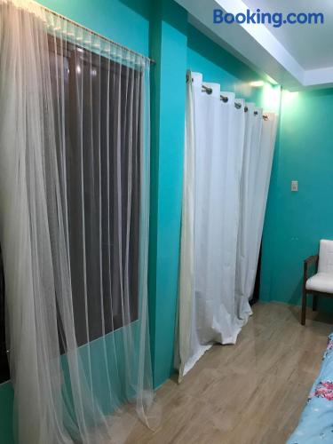 Gros appartement avec 2 chambres. À Tagaytay