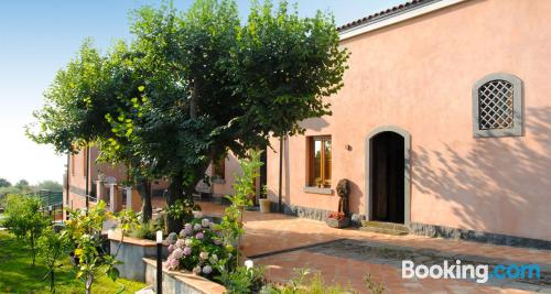 Appartement avec terrasse. Zafferana Etnea à vos pieds!