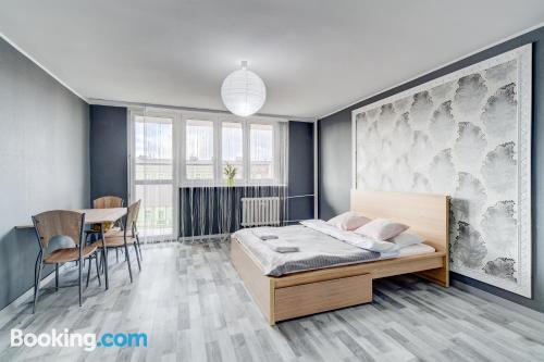 Apartamento numa posição central. Ideal para uma pessoa