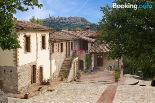 Appartement avec terrasse et Wifi à Todi, avec climatisation!