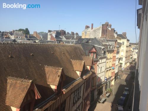 Rouen, nabij het centrum. 2 slaapkamers