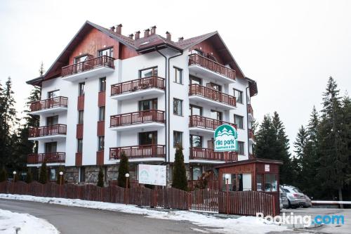 Appartement met terras! Borovets aan zijn voeten!