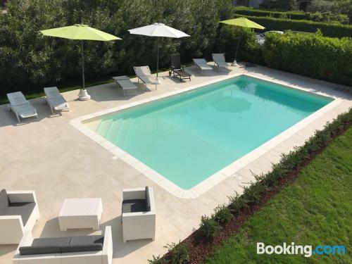 Wohnung mit pool. In Sirmione