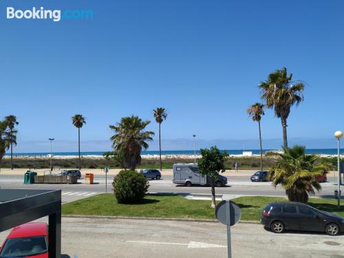 ¡aire acondicionado! en centro de Conil De La Frontera.