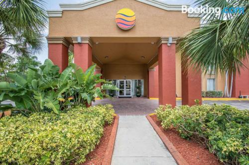 Appartement avec piscine. Fort Lauderdale à vos pieds