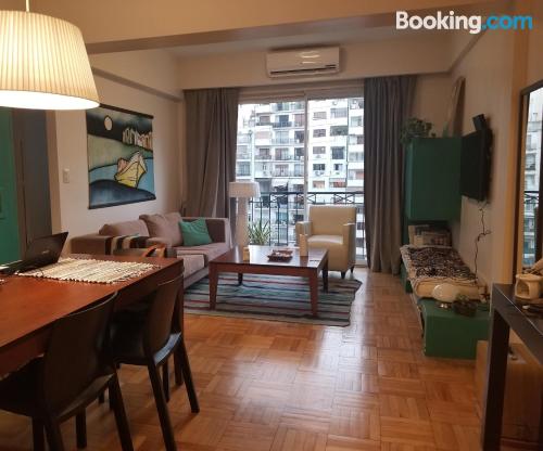 Spacieux appartement avec deux chambres à Buenos Aires.