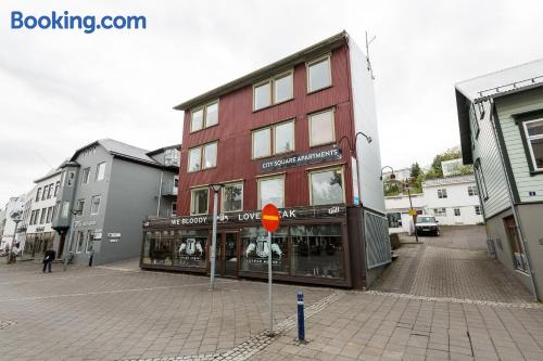 Spacieux appartement avec 2 chambres. À Akureyri