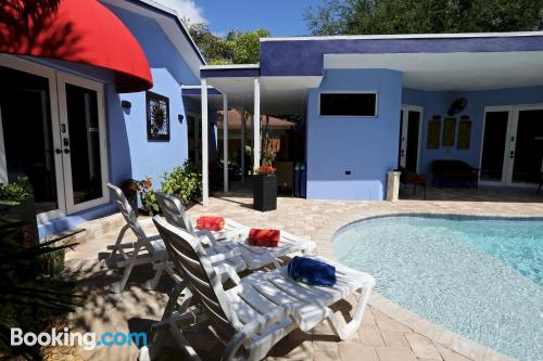 Place for couples in Fort Lauderdale with internet.