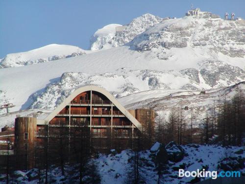 One bedroom apartment place in Breuil-Cervinia. Perfect!.