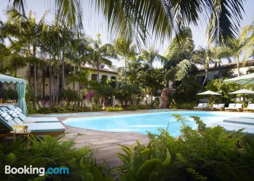 One bedroom apartment in Santa Barbara with air