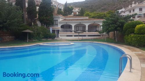 Cullera est votre. Piscine!