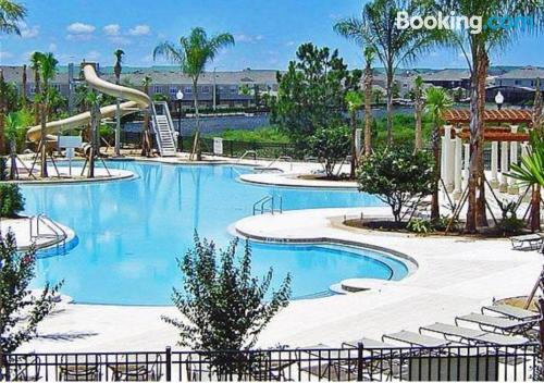 Appartamento con piscina e terrazza, a Kissimmee