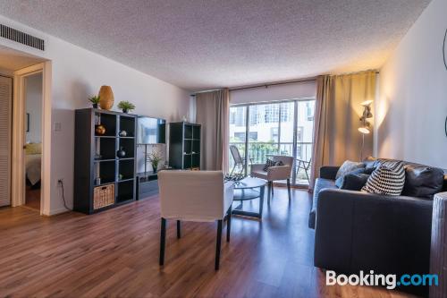 Énorme appartement à Sunny Isles Beach. Pour les familles.