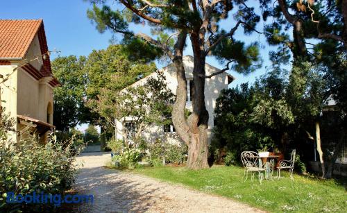 Apartamento con piscina con wifi y vistas.