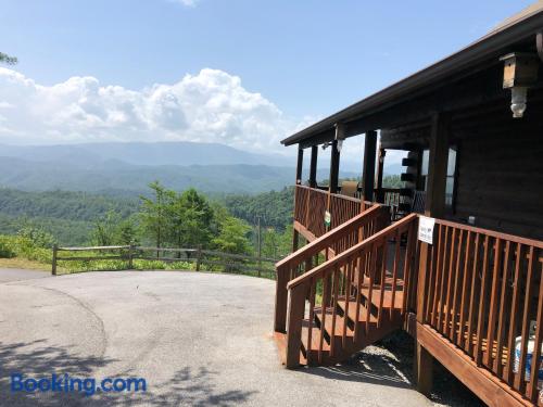 Place in Sevierville with two rooms